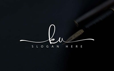 Kreatív fotózás KU Letter Logo Design