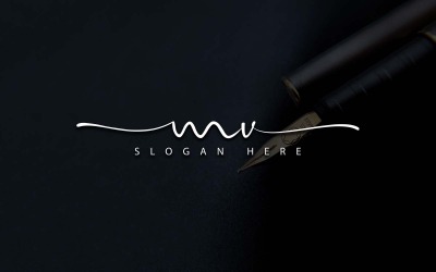 Kreativ fotografering MV Letter Logo Design