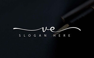 Création de logo de lettre VE de photographie créative