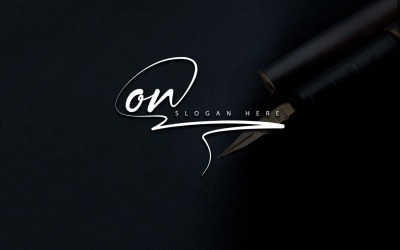 Fotografia creativa SUL disegno del logo della lettera