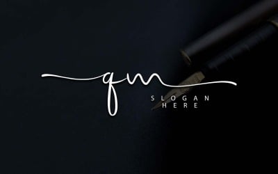 Kreativní fotografie QM Letter Logo Design