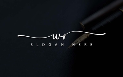 Kreatywna fotografia WR Letter Logo Design