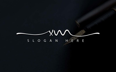 Design de logotipo de letra XM de fotografia criativa