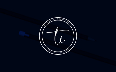 Kalligrafie Studio stijl Ti brief Logo ontwerp, logo