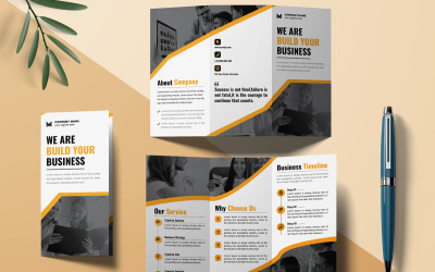 Driebladige brochure voor marketingzakenbureau