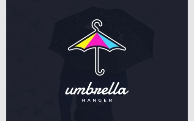 Logo odzieży na wieszaku na parasole
