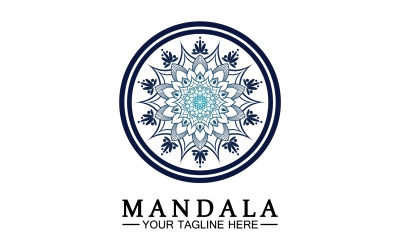 Décoration mandala en ornement ethnique oriental doodle version 63