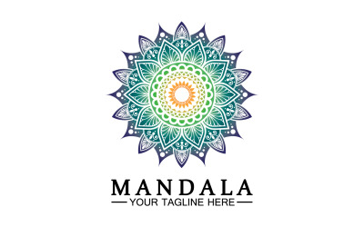 Mandala-Dekoration in ethnischer orientalischer Doodle-Ornament-Version 30
