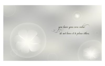 Inspirierender Hintergrund 14400x8100px mit leuchtenden Blumen und einer Botschaft über den persönlichen Wert