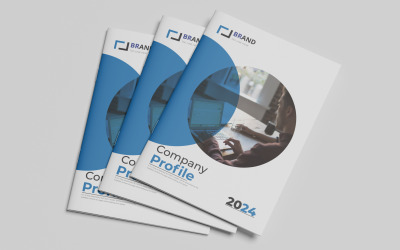 Design del modello di brochure bi-fold