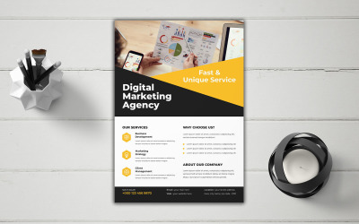 Modello di volantino aziendale per agenzia di marketing digitale