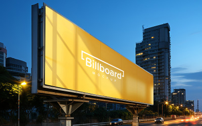 Wysokiej jakości makieta psd billboardu na autostradzie