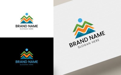 Logotipo de montaña letra M-07-213