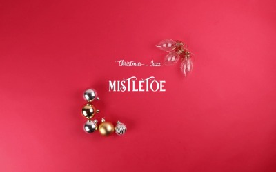 Holiday Magic In Air / Mistel