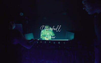 L&amp;#39;amour ne s&amp;#39;estompe jamais / Dancehall Amor