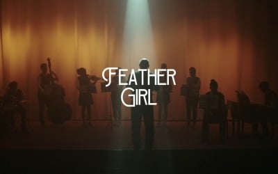 Glijd door dromen / Feather Girl