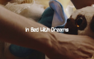 La notte svela i nostri sogni / A letto con i sogni