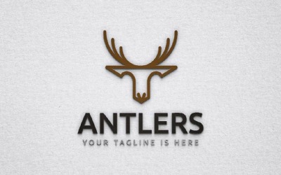 Modello di logo per animali selvatici con testa di animale e corna di cervo