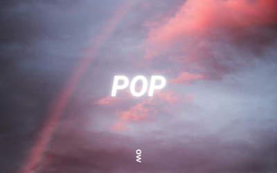 Egyedi, fülbemászó ének, modern pop