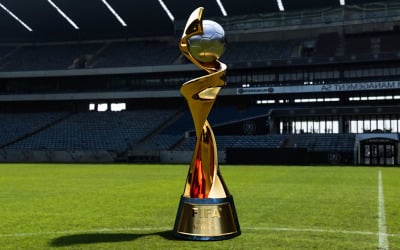 Modello 3D del trofeo della Coppa del Mondo femminile FIFA