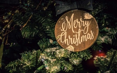 Festive Orchestral Christmas-Happy Christmas