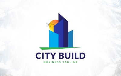 Diseño de logotipo de bienes raíces de edificio de ciudad moderna