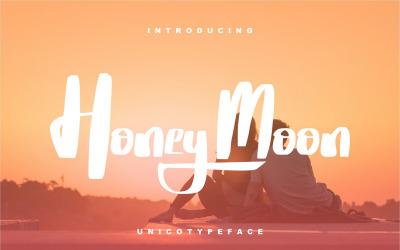 Honey Moon | Unicotypeface Font