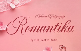 Romantica Caligraphy Modern Font