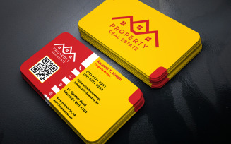 Modern Creative Business Card PSD Template for Professionals