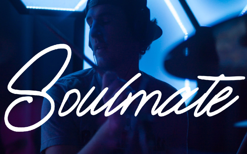 Download Шрифт "Soulmate Font" / Soulmate Font - Шрифт на тему графика branding,brush,font,handwriting,monoline,summer,webfont,website,wedding,winter,writing,beauty,blog,business,calligraphy,card,cover,cursive,exclusive,fashionable