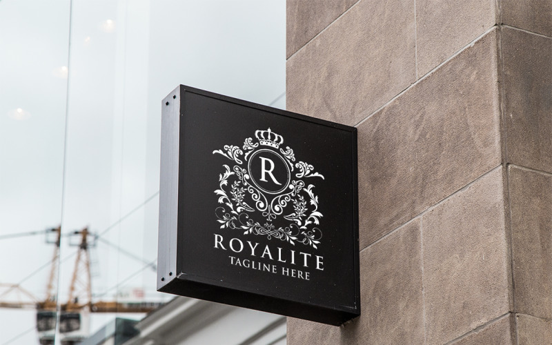 Шаблон логотипа Royalite