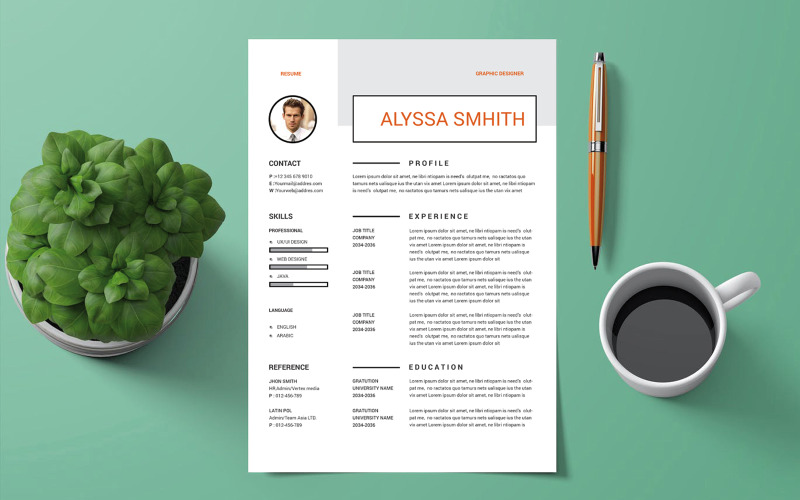 Alyssa Smhith - Modello di curriculum per designer grafico