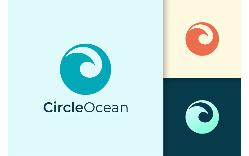 Zee- of oceaanlogo in cirkelvorm vertegenwoordigen strand of surfen