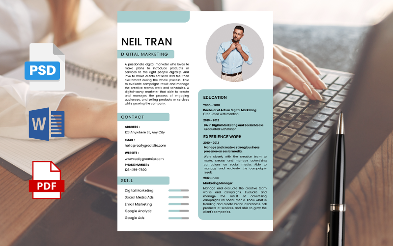 Curriculum di marketing digitale professionale moderno bianco verde