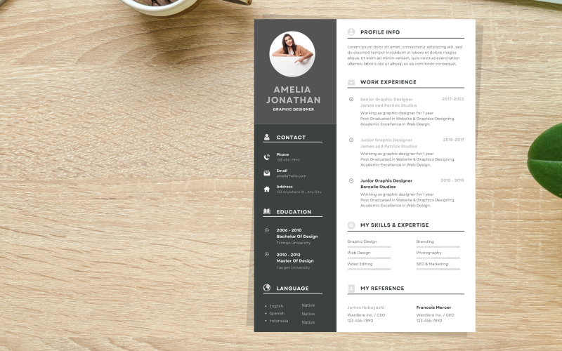 Currículum vitae detallado de diseñador gráfico profesional oscuro simple