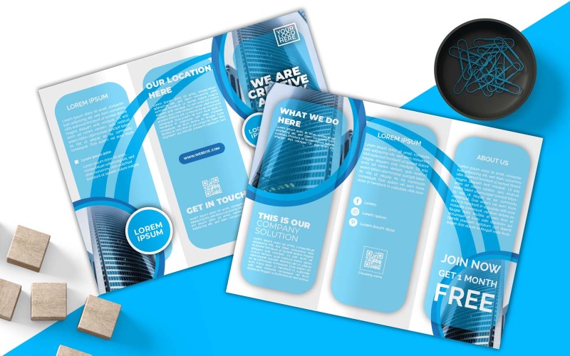 Professional WE Are Creative Agency Business Blue Conception de brochures à trois volets - Identité d'entreprise