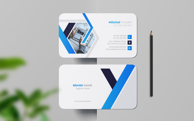 Plantilla de diseño de tarjeta de visita azul limpia y mínima