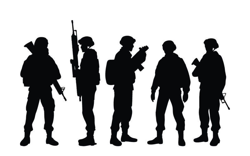 Мужчины-солдаты с набором силуэтов оружия