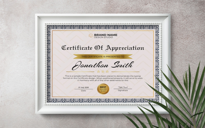 Certificato di apprezzamento moderno con cornice classica