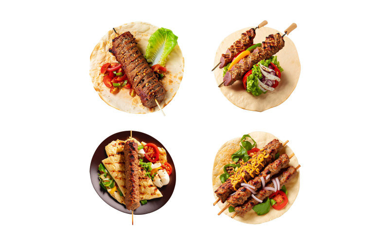Ensemble de kebab sur brochettes isolé sur fond blanc.