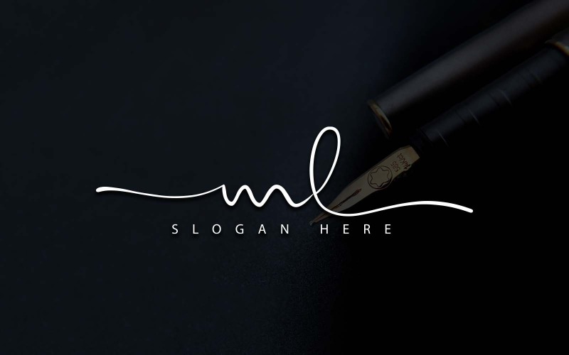 Kreativní fotografie ML Letter Logo Design