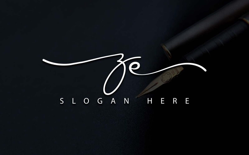 Kreativní fotografie ZE Letter Logo Design