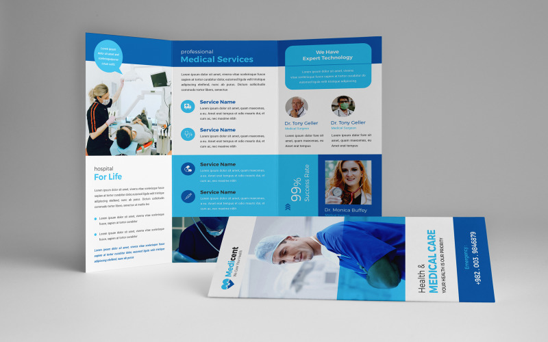 Modello di brochure medica a tre ante