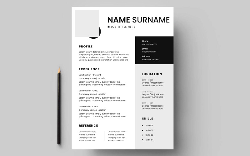 Disposition de conception de CV moderne en noir et blanc