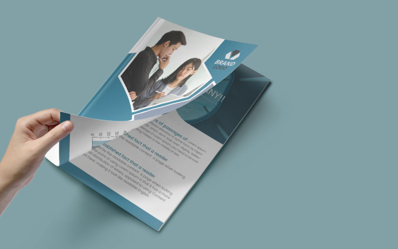 Modèle de brochure commerciale à deux volets de 8 pages