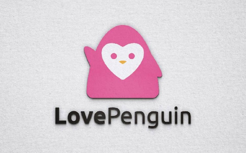 Modèle de logo mignon de personnage de dessin animé de pingouin de coeur d'amour agitant la main