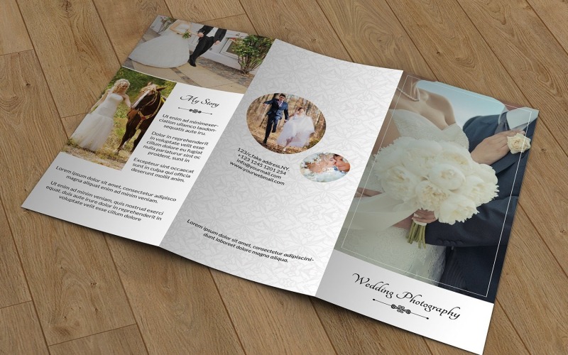 Brochure photographique à trois volets