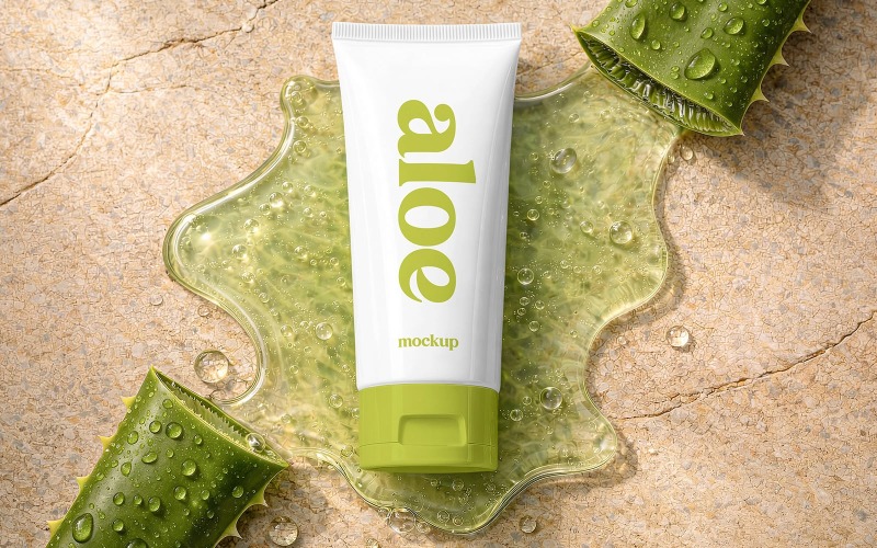 Kosmetiktube mit Aloe-Vera-Blättern (Attrappe)