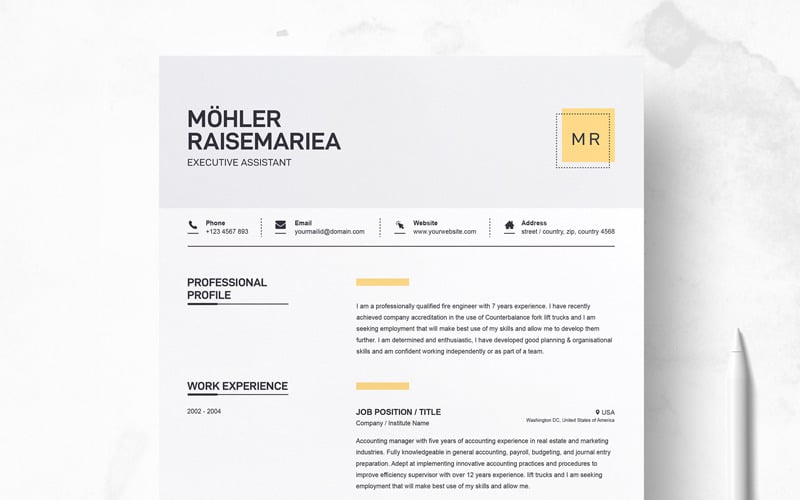 Download Резюме "Clean & Creative Resume Template" / Clean & Creative Resume Template - Резюме на тему графика resume template cv curriculum vitae modern clean word microsoft a4 us letter monochrome minimal diy teacher creative professional feminine