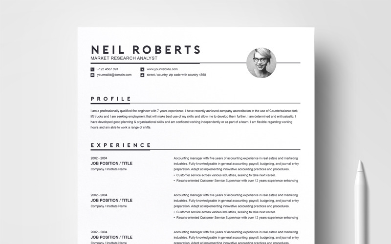 Plantilla de curriculum vitae de Neil Roberts